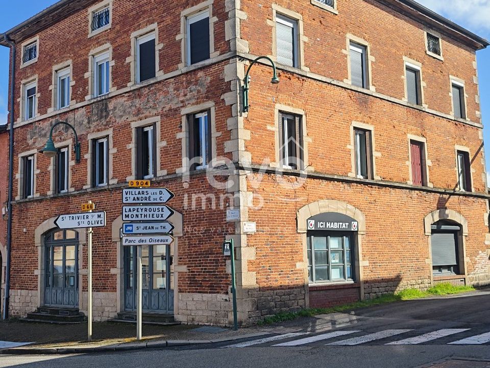 Erhvervsejendom i Ambérieux-en-Dombes, Ain - foto 1