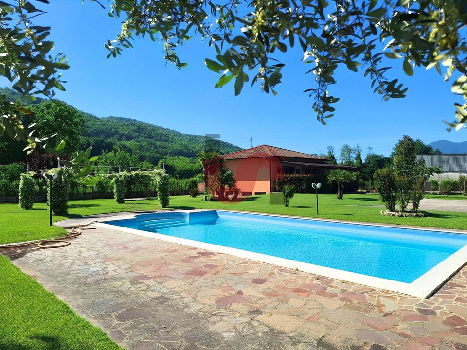 Villa in San Nicola Manfredi, Benevento - foto 1