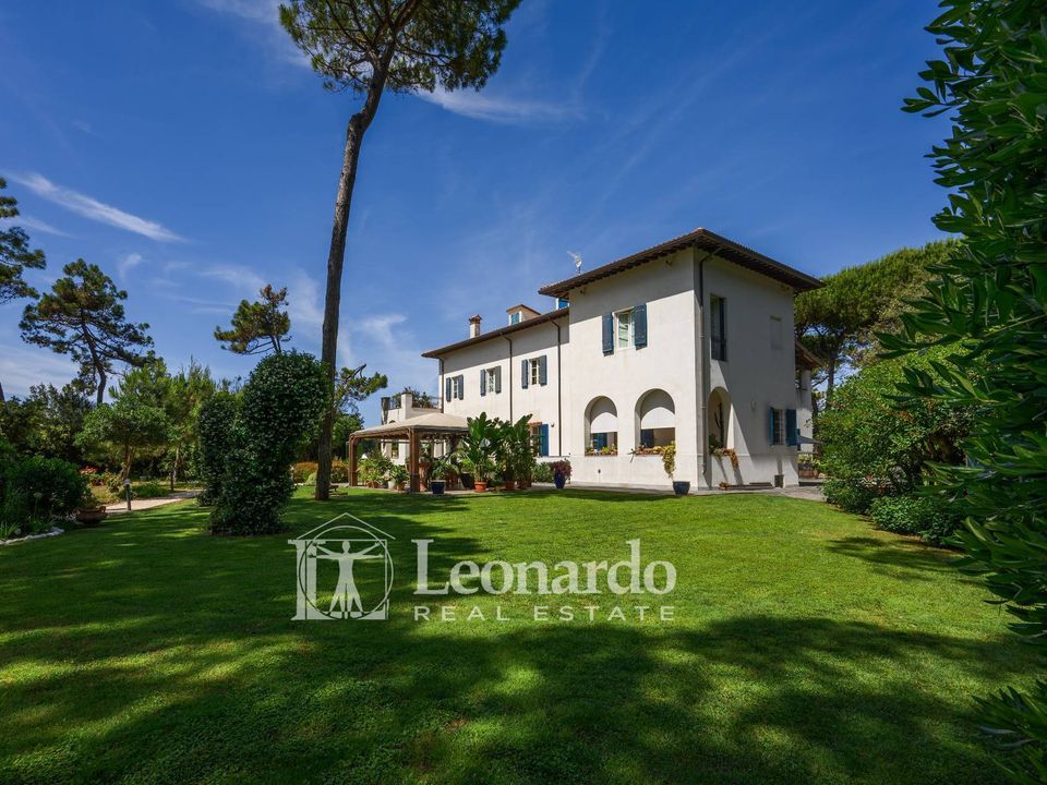 Villa i Forte dei Marmi, Lucca - foto 1