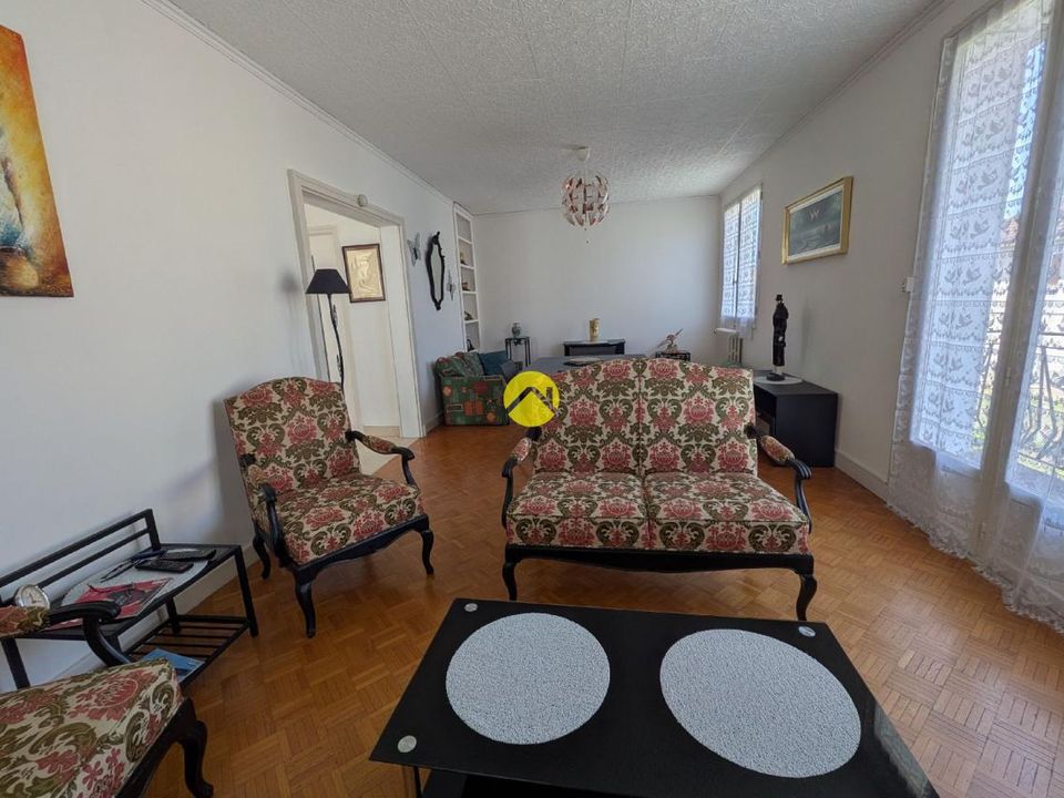 Villa in Commentry, Allier - foto 3