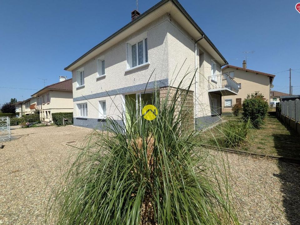 Villa en Commentry, Allier - foto 1