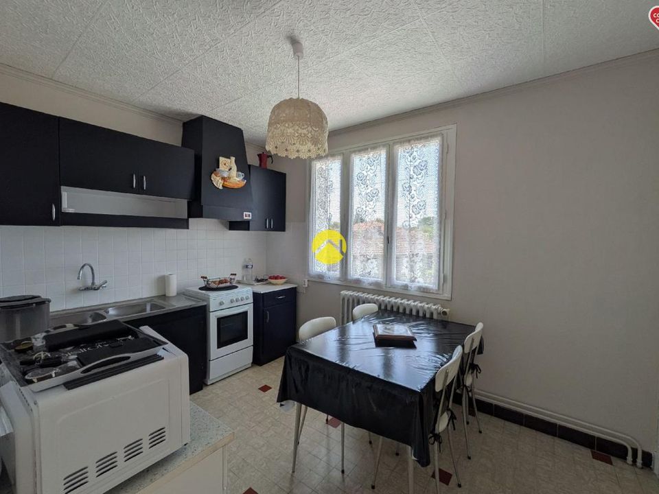 Villa en Commentry, Allier - foto 4