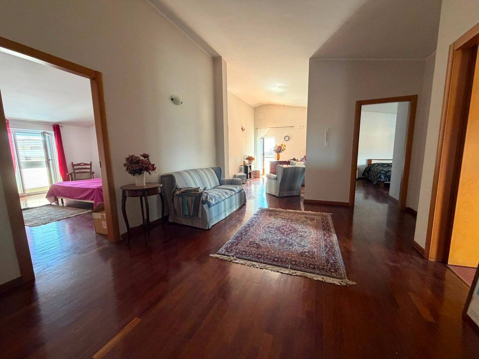 Lejlighed i San Nicola la Strada, Caserta - foto 2
