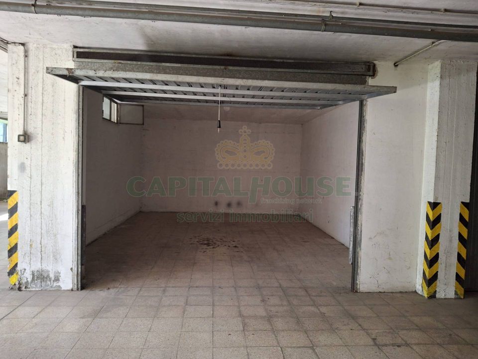Parkeringsplads i Mercato San Severino, Salerno - foto 1