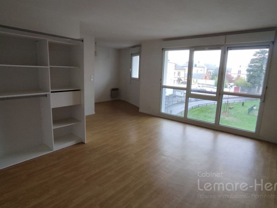 Estudi a Dreux, Eure-et-Loir - foto 1