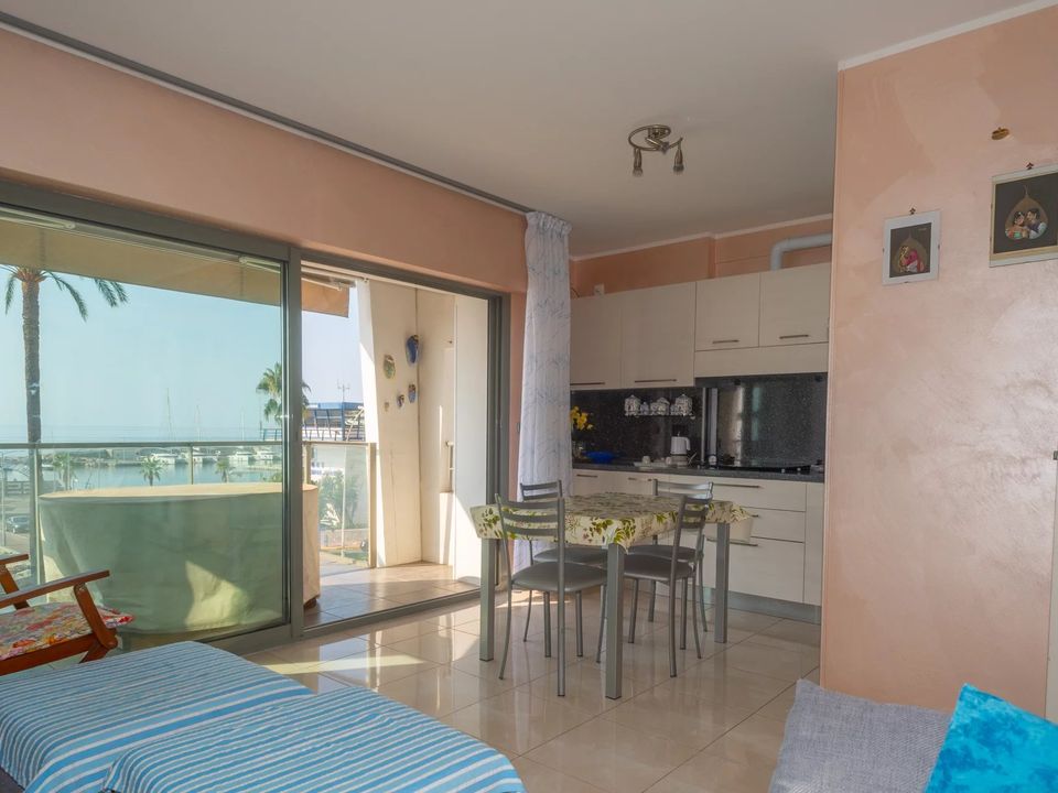 Lejlighed i Menton, Alpes-Maritimes - foto 2