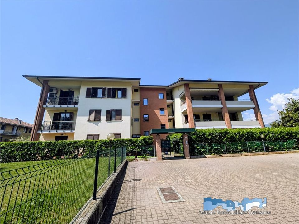 Lägenhet i Ivrea, Turin - foto 1