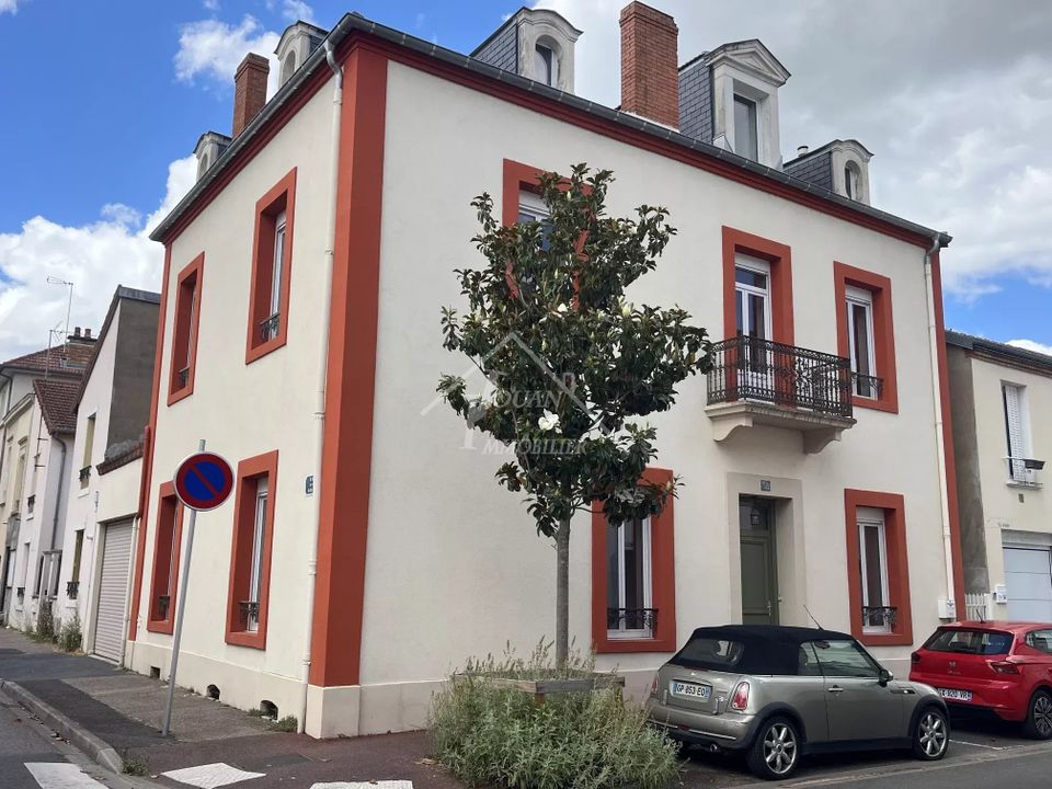 Villa i Vichy, Allier - bilde 1