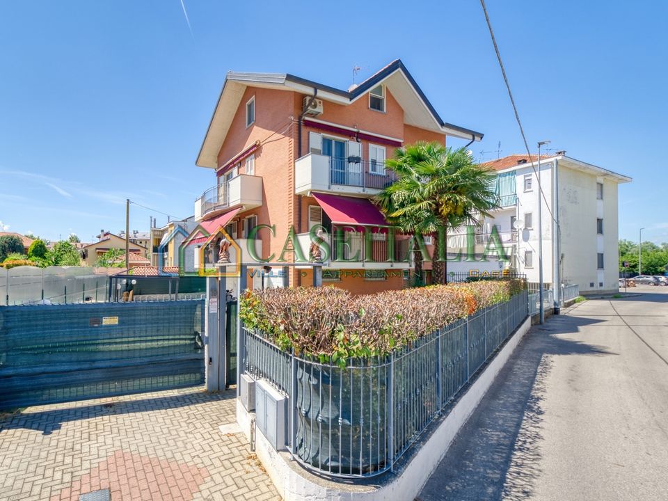 Villa en Nichelino, Turin - foto 4