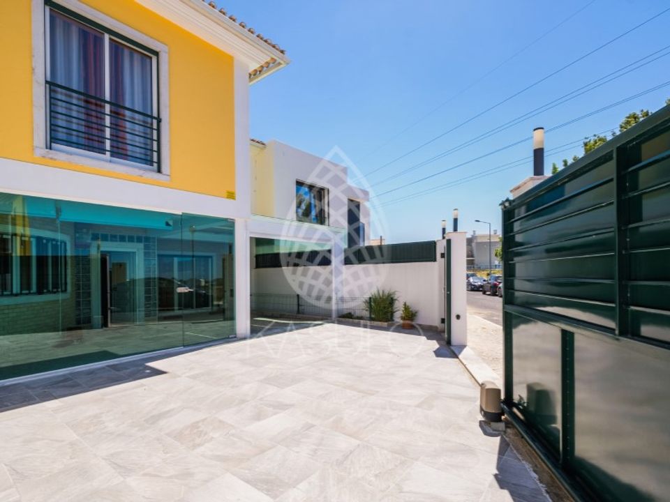 Villa i Sao Domingos de Rana, Lisbon - foto 1