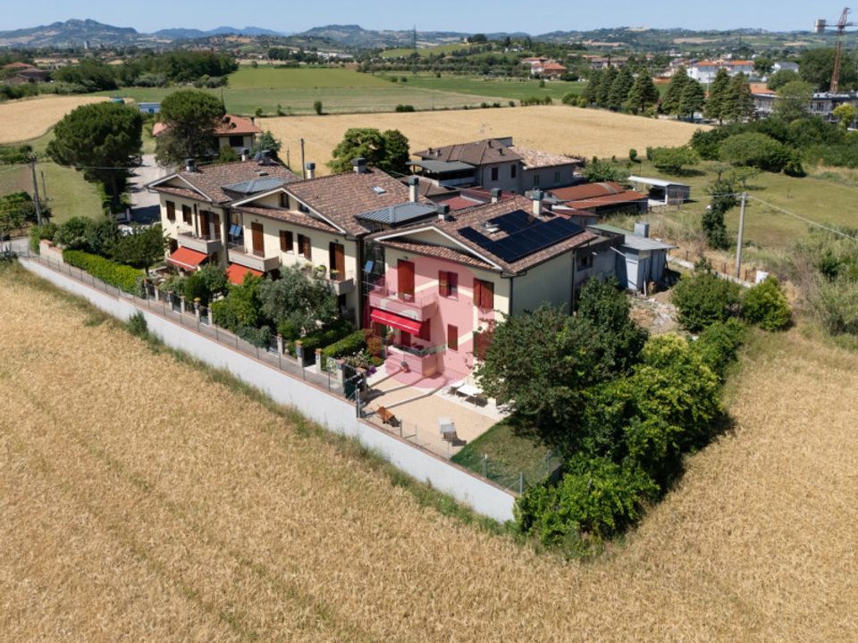 Leilighet i Santarcangelo Di Romagna, Rimini - bilde 2