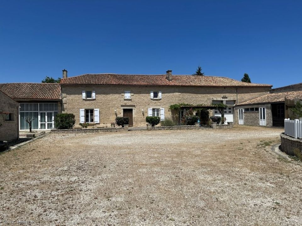 Villa i Chef-Boutonne, Deux-Sevres - foto 1