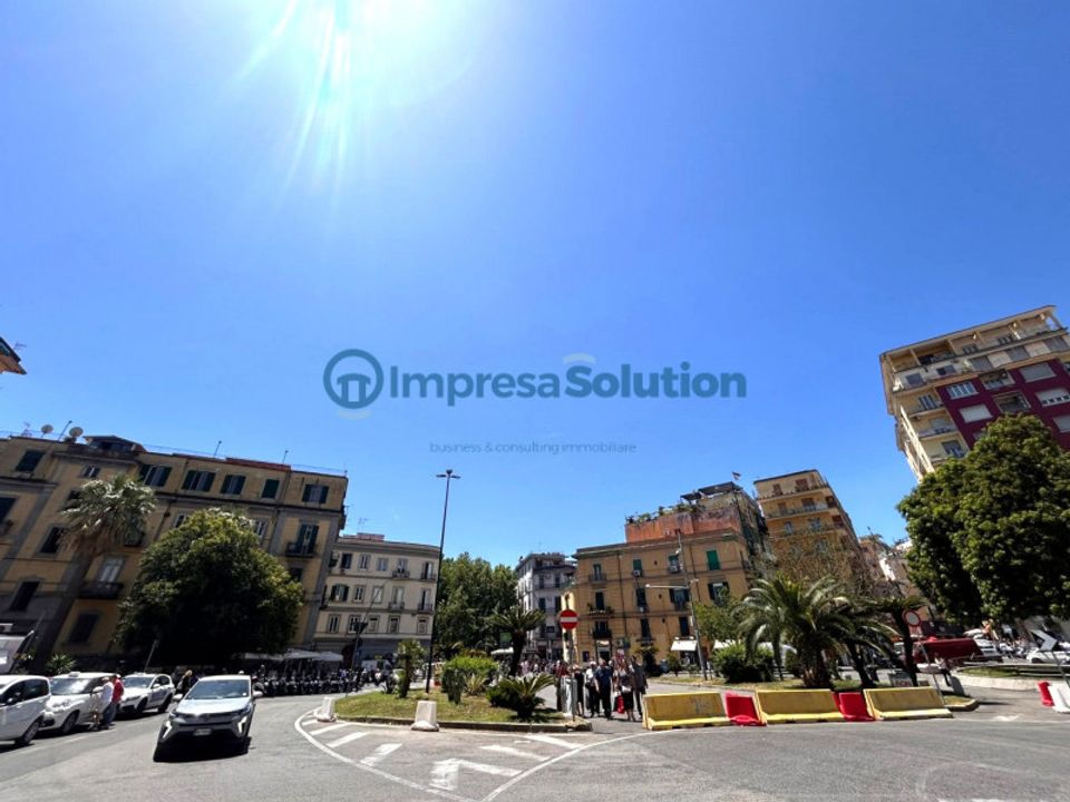 Erhvervsejendom i Naples, Naples - foto 3