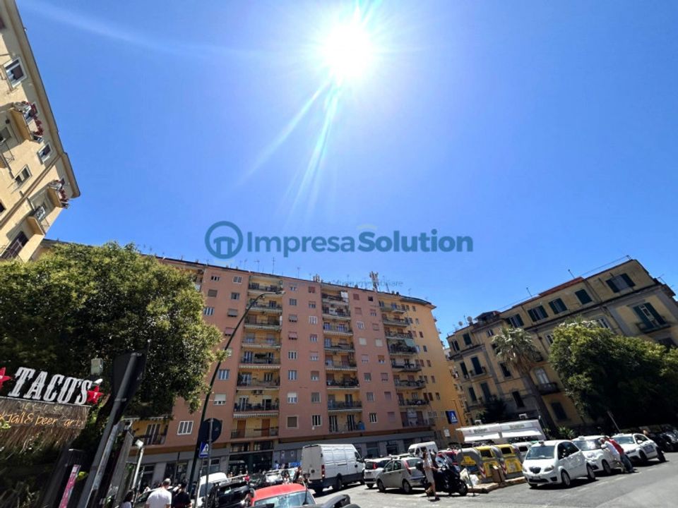 Erhvervsejendom i Naples, Naples - foto 5