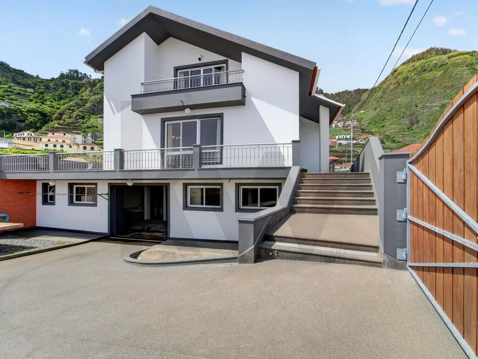 Rekkehus i Porto Moniz, Madeira - bilde 1