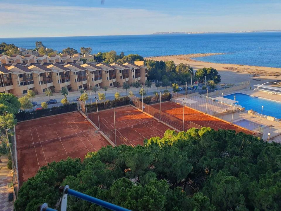 Lejlighed i Alicante, Alicante - foto 1