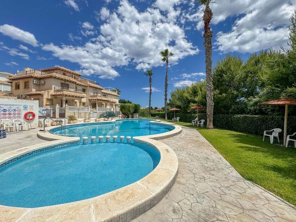 Villa i Orihuela Costa, Alicante - foto 1