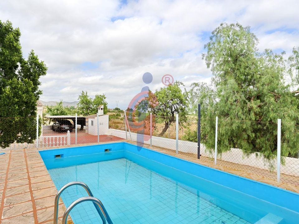 Villa i Hondon De Las Nieves, Alicante - foto 1