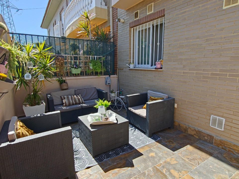 Rijtjeshuis in San Antonio De Benageber, Valencia - foto 5
