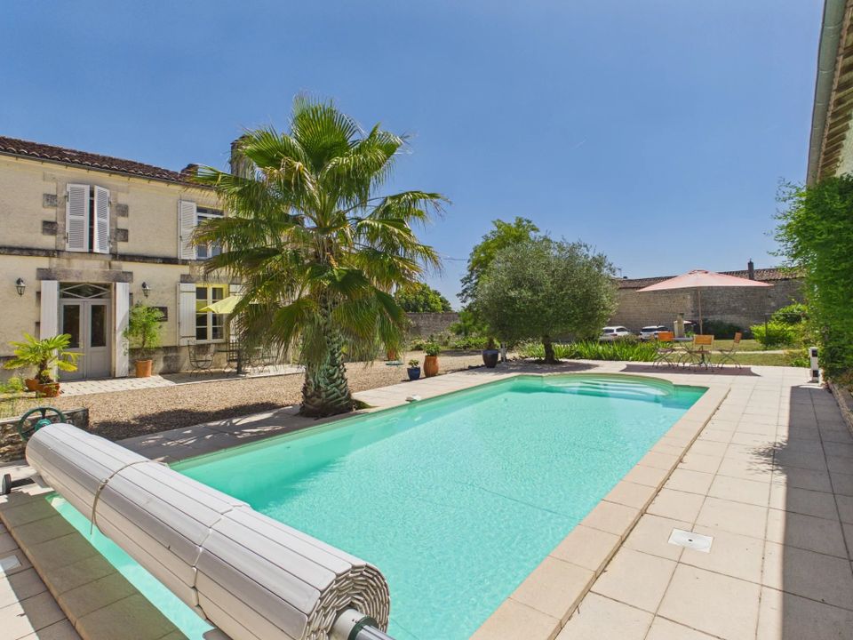Villa en Neuvicq-le-Château, Charente-Maritime - foto 2