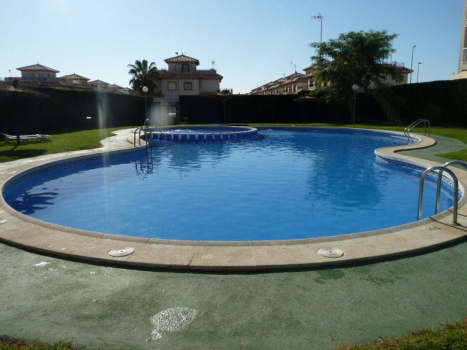 Lejlighed i Cabo Roig, Alicante - foto 2