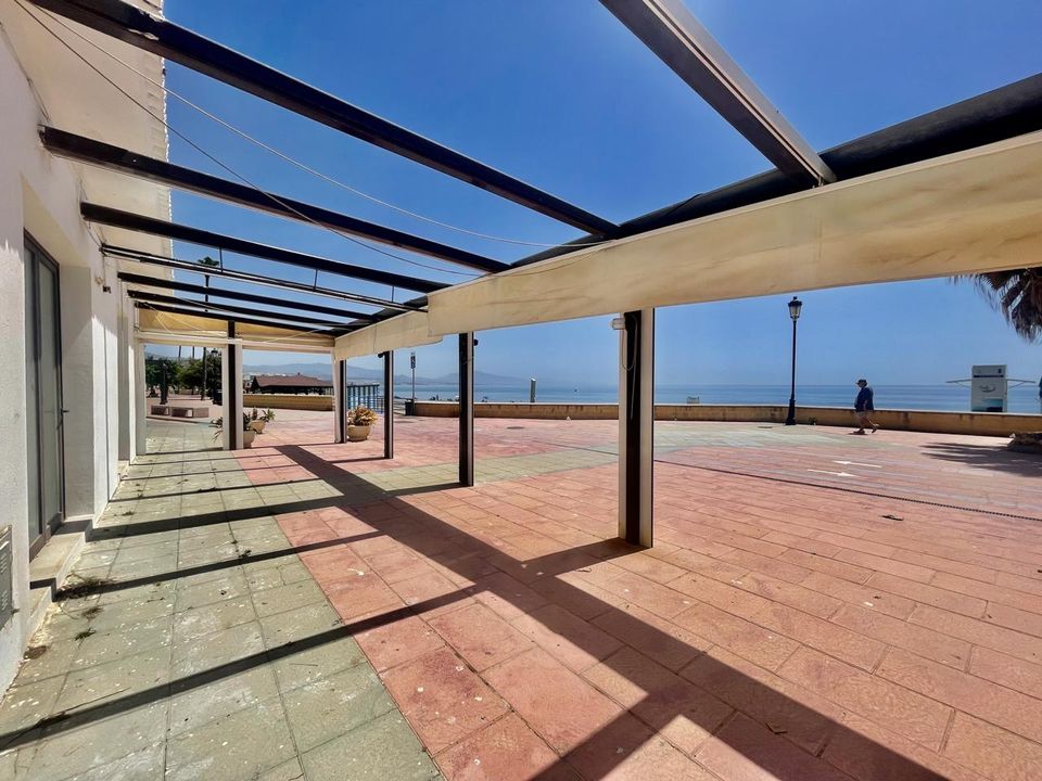 Erhvervsejendom i San Luis De Sabinillas, Malaga - foto 4
