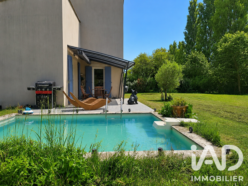 Villa a Saint-Saturnin-lès-Avignon, Vaucluse - foto 2