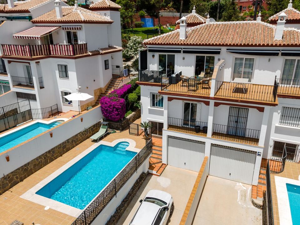 Villa in Nerja, Malaga - foto 2