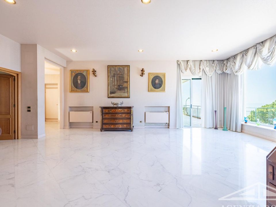 Villa en Ospedaletti, Imperia - foto 5