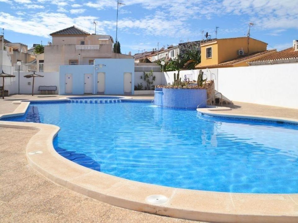 Byhus i Los Balcones, Alicante - foto 1
