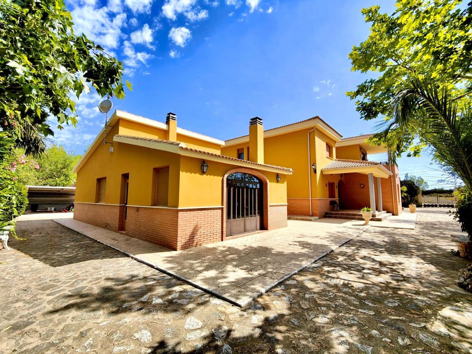 Villa in Alcoy, Alicante - foto 1