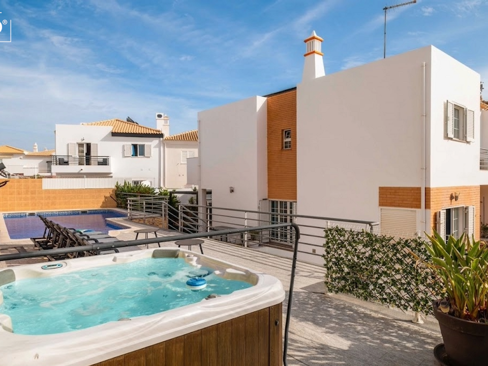Villa i Albufeira, Faro - foto 1