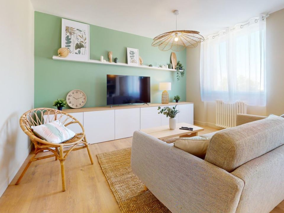 Apartment in Lyon, Rhone - photo 1
