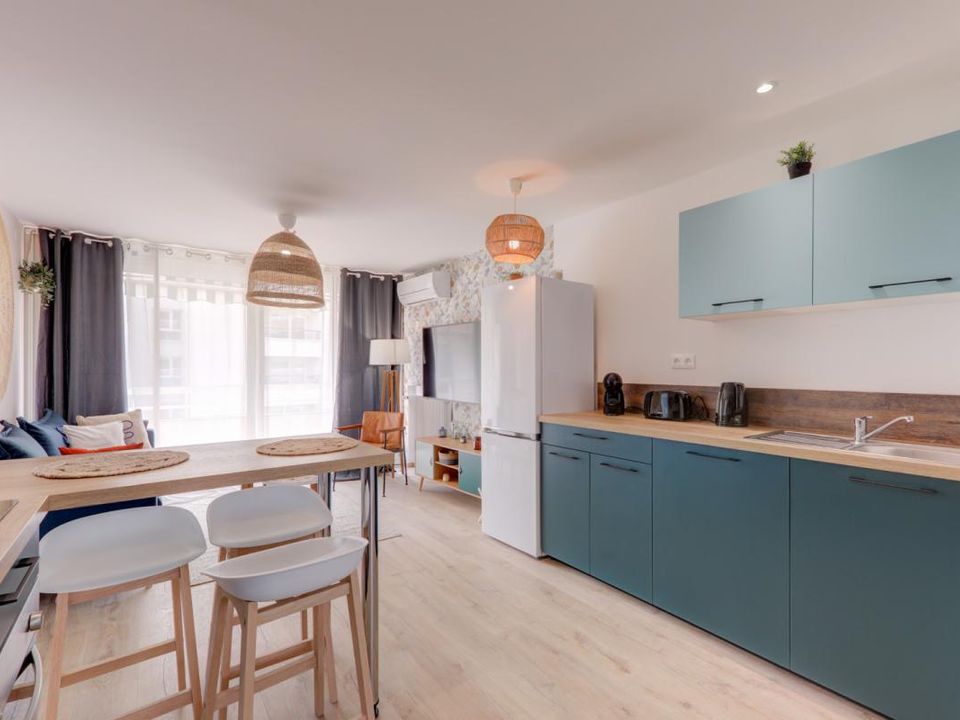Apartment in Lyon, Rhone - photo 2