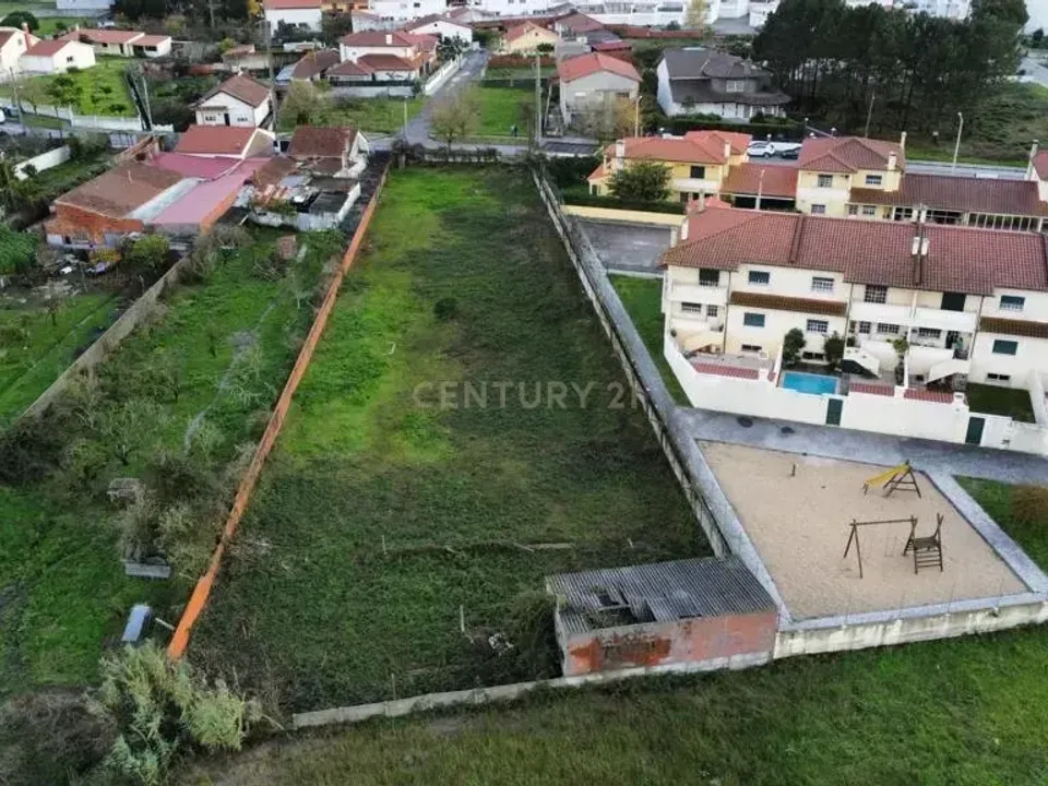 Helårsgrund i Marinha Grande, Leiria - foto 1
