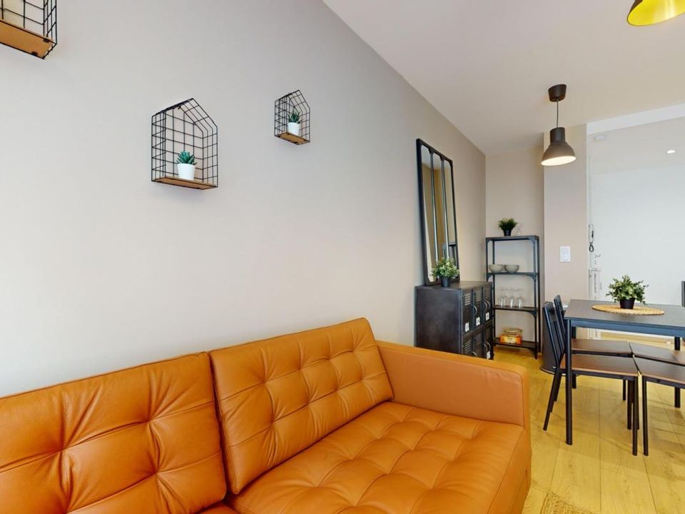 Apartment in Saint-Etienne, Loire - photo 3