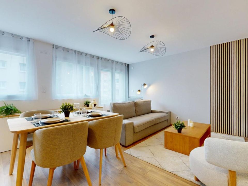 Apartment in Saint-Etienne, Loire - photo 1