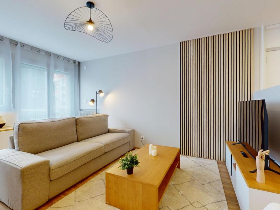 Apartment in Saint-Etienne, Loire - photo 2
