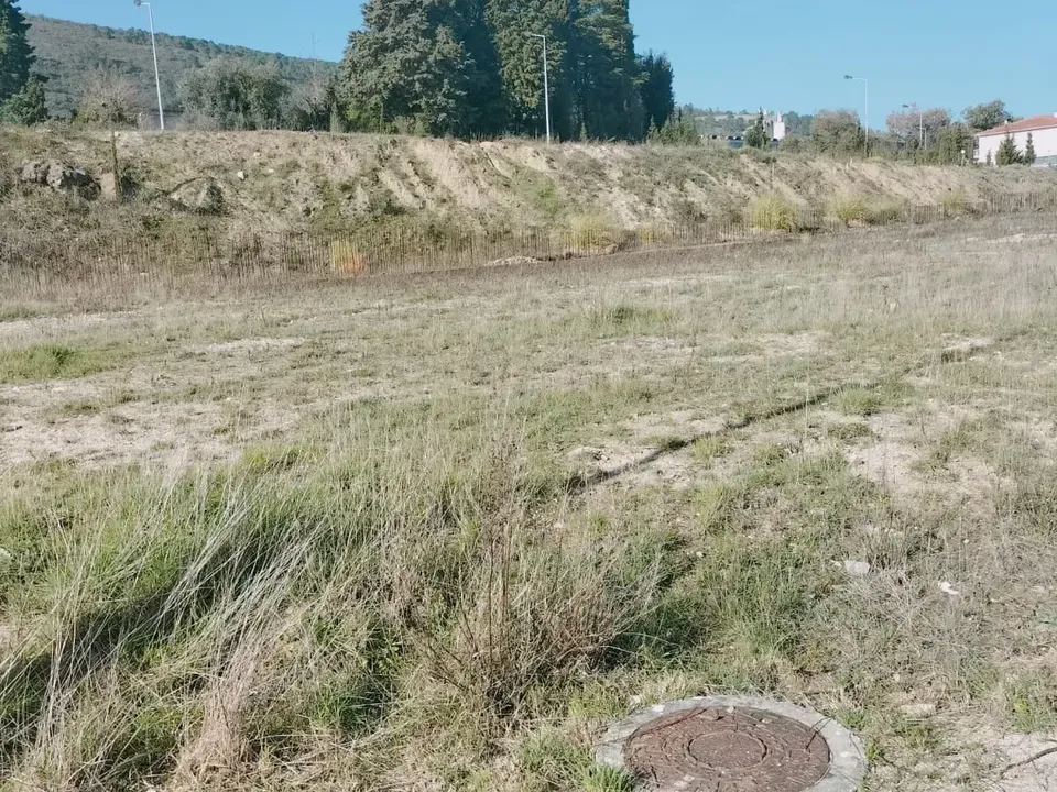 Helårsgrund i Porto de Mos, Leiria - foto 1