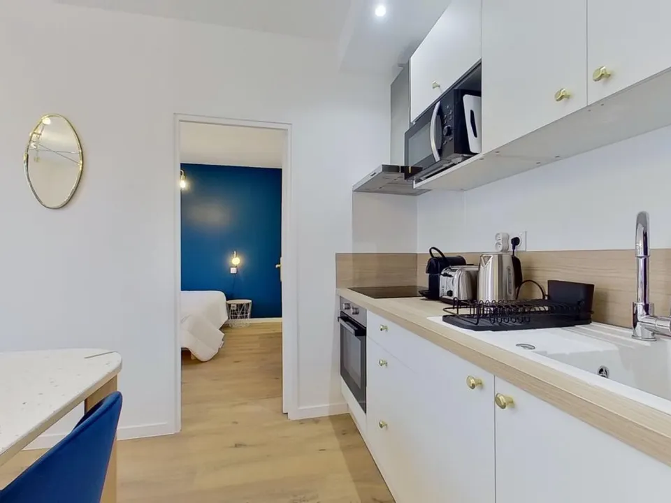Apartment in Nice, Alpes-Maritimes - photo 3