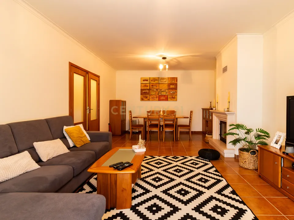 Villa i Marinha Grande, Leiria - foto 1