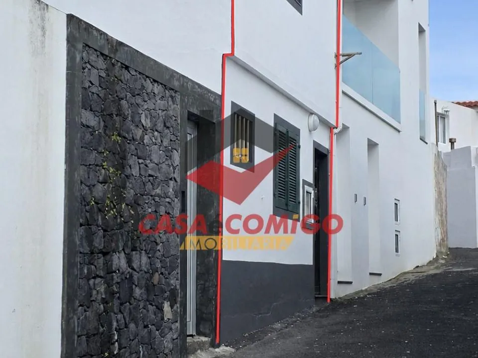 Rækkehus i Ponta Delgada, Sao Miguel - foto 1