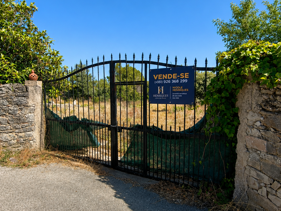 Helårsgrund i Sao Bras de Alportel, Faro - foto 1