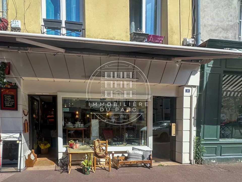 Erhvervsejendom i Saint-Germain-en-Laye, Yvelines - foto 2