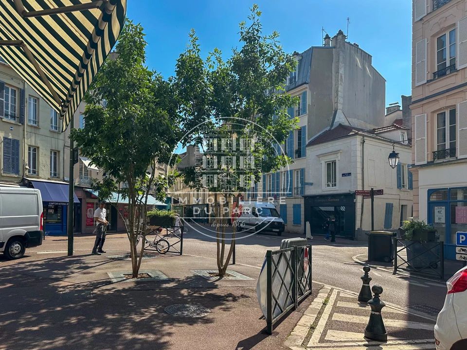 Erhvervsejendom i Saint-Germain-en-Laye, Yvelines - foto 4