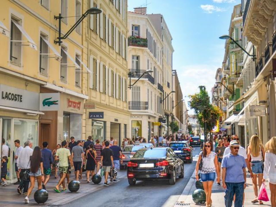 L'establiment comercial a Cannes, Alpes-Maritimes - foto 1