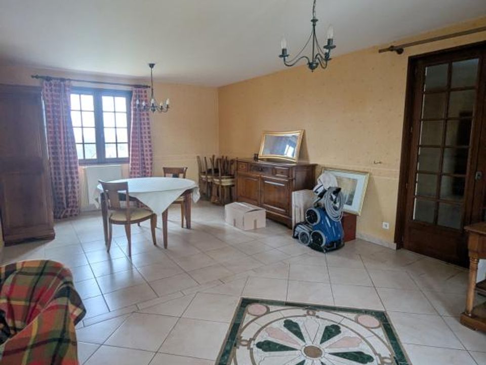 Villa in Gray, Haute-Saone - photo 3