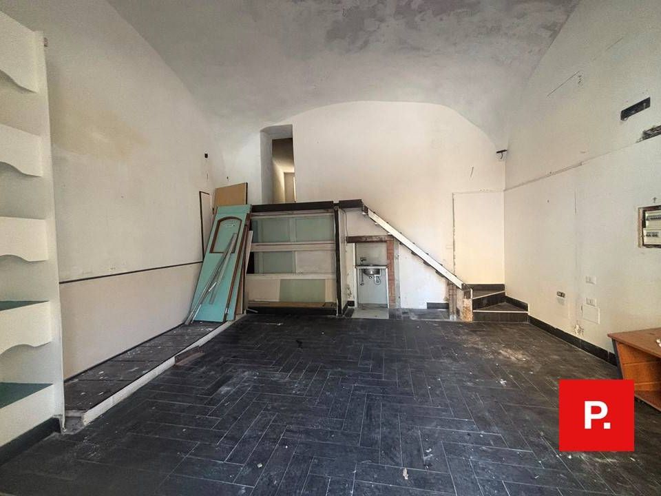 Erhvervsejendom i Caserta, Caserta - foto 4