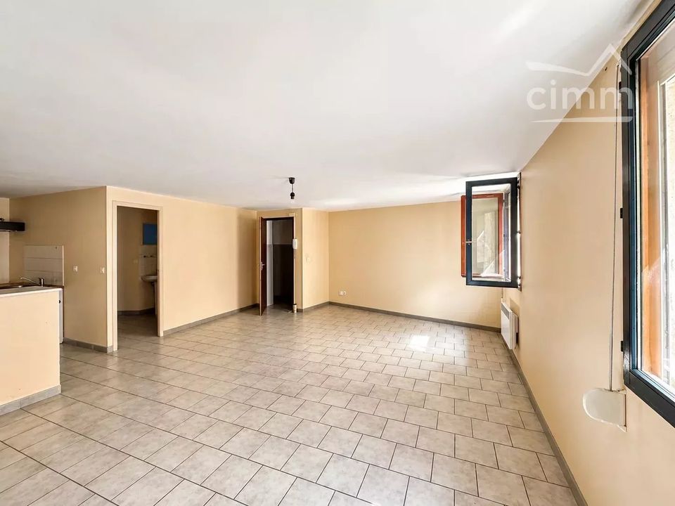 Apartamento en Chabeuil, Drome - foto 1