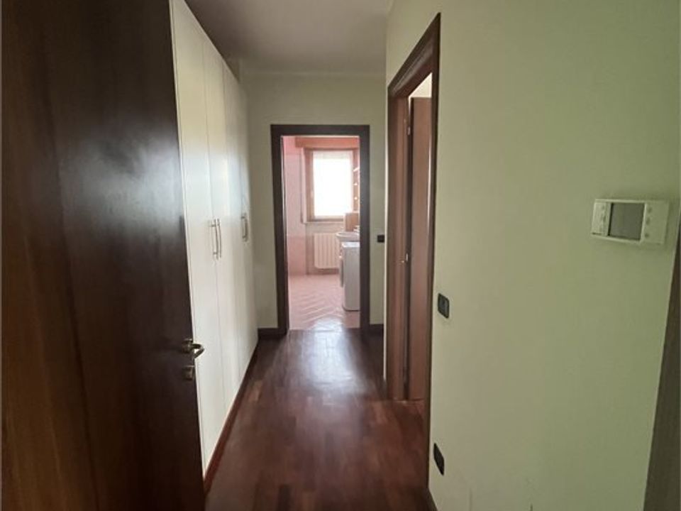 Lejlighed i Treviglio, Bergamo - foto 4